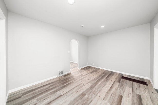 Building Photo - 11837 S Sangamon St