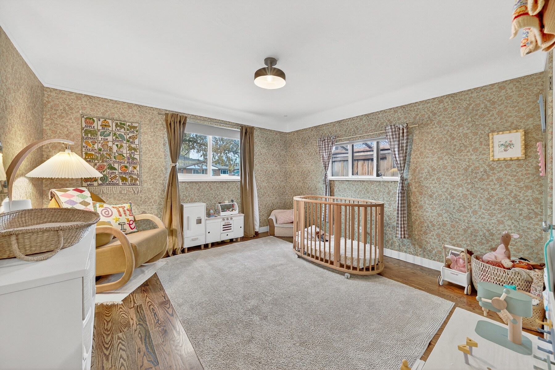 Building Photo - 2618 Meade St