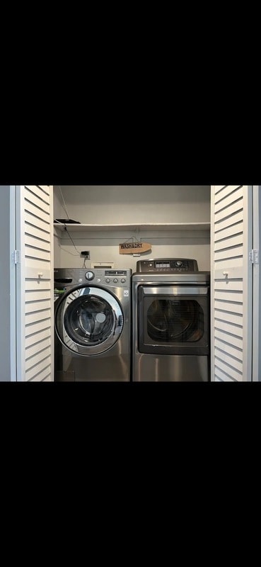 Building Photo - 10753 Kusaie Dr S