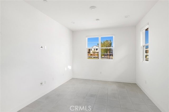 Building Photo - 36173 Hewitt Dr