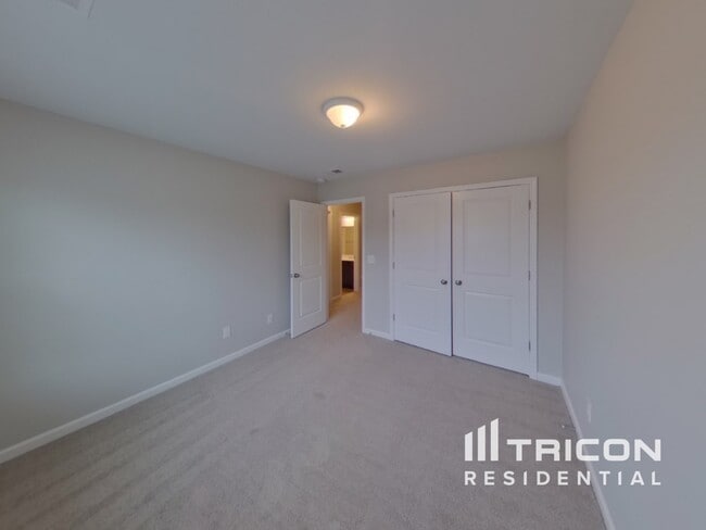 Building Photo - 1429 Sandra Dr