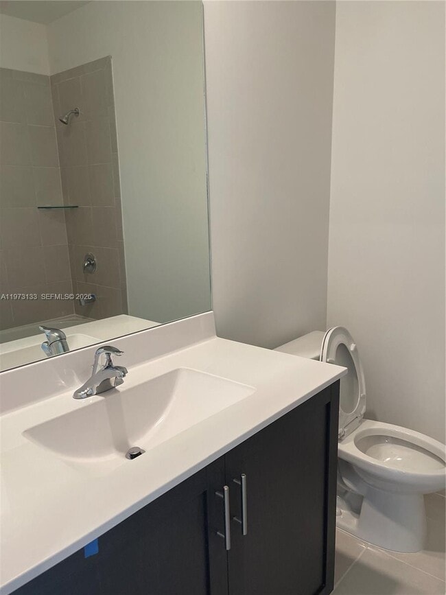 Building Photo - 20564 NE 5 PL