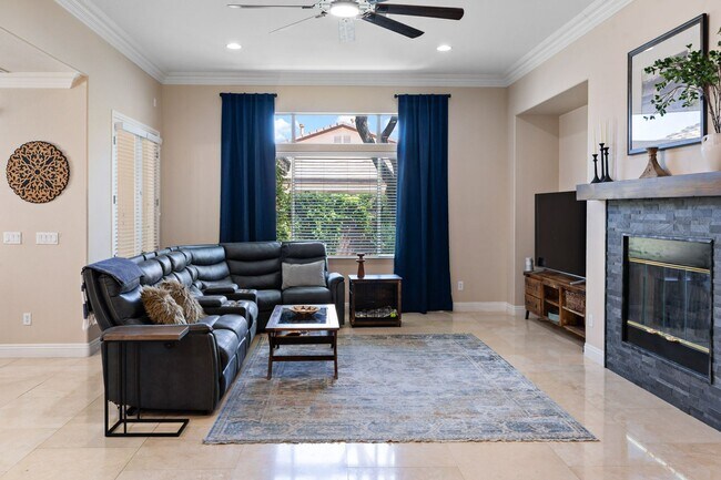 Building Photo - Spacious Mountain’s Edge Home with Den, Sunroom, 3-Car Garage & Private Spa Retreat