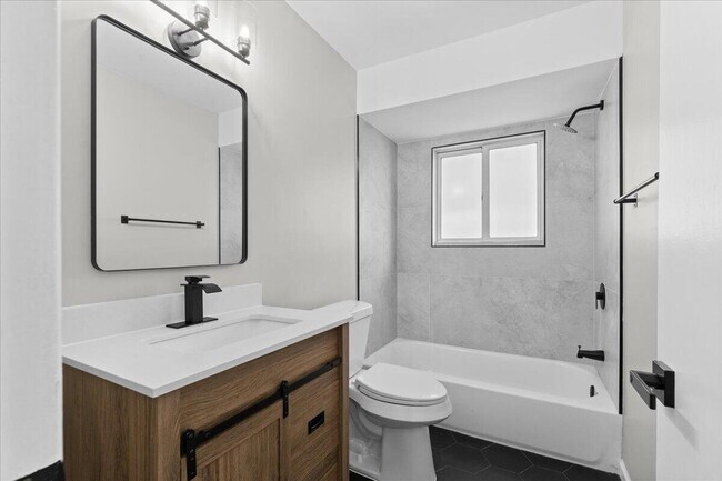 Building Photo - 20247 Griggs St