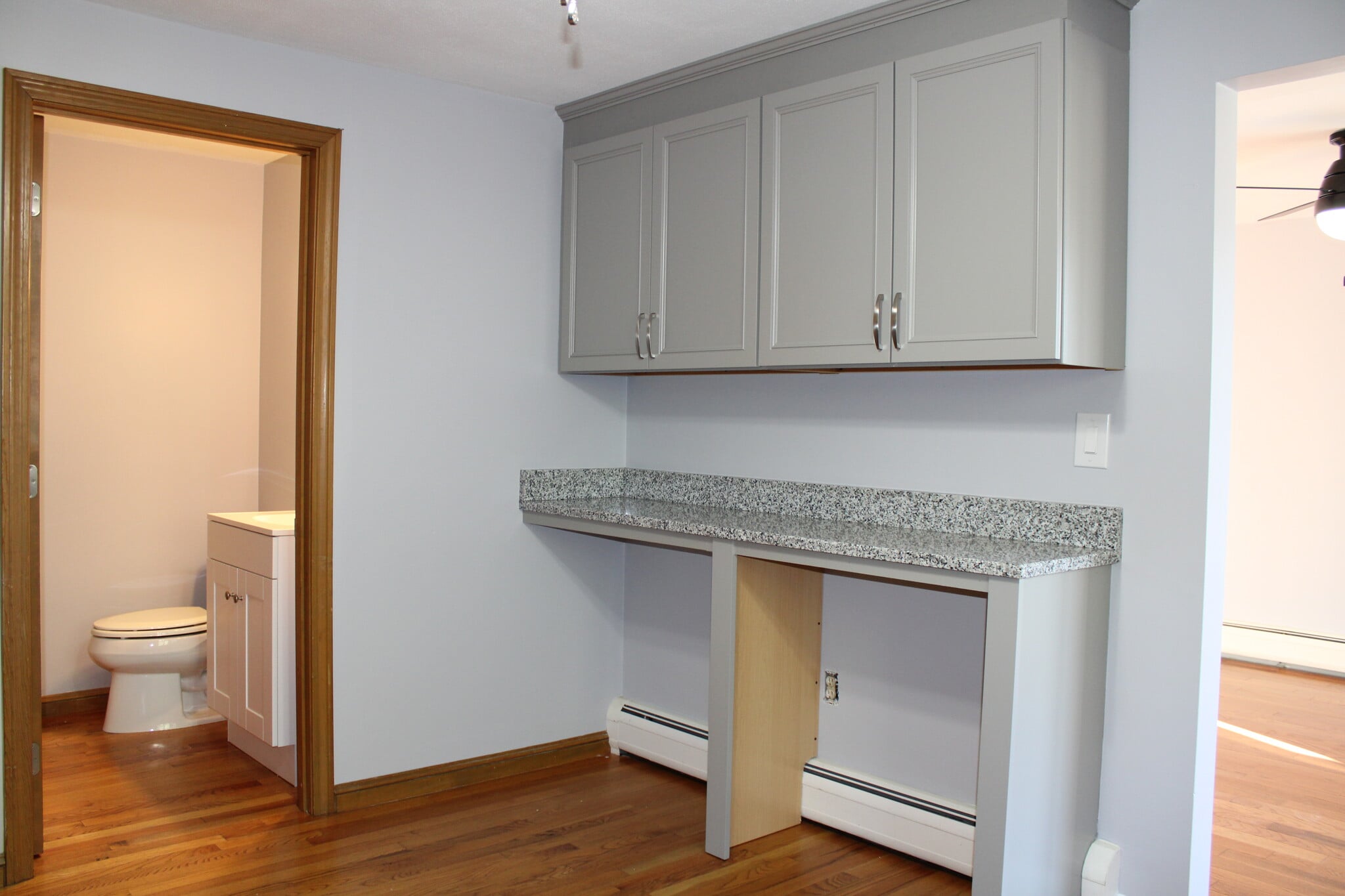 Building Photo - 2 Clark St