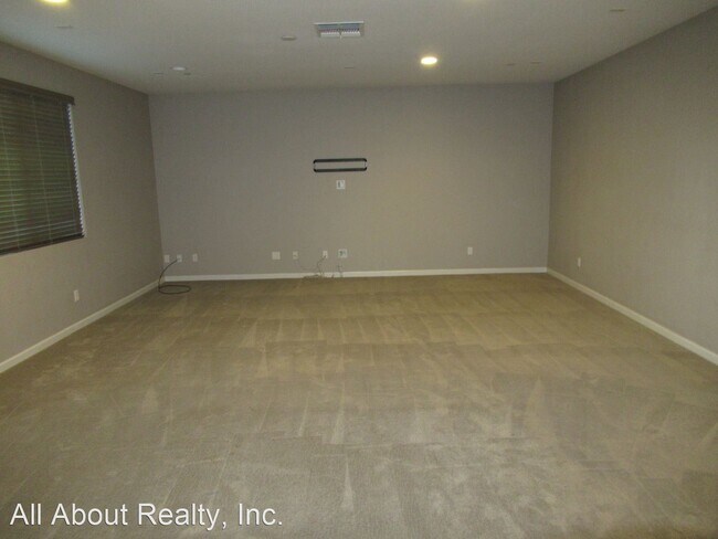 Building Photo - 5 br, 3 bath House - 1634 Arroyo Sierra Way