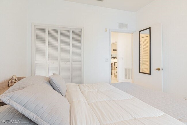 Building Photo - 8416 Bernwood Cove Loop