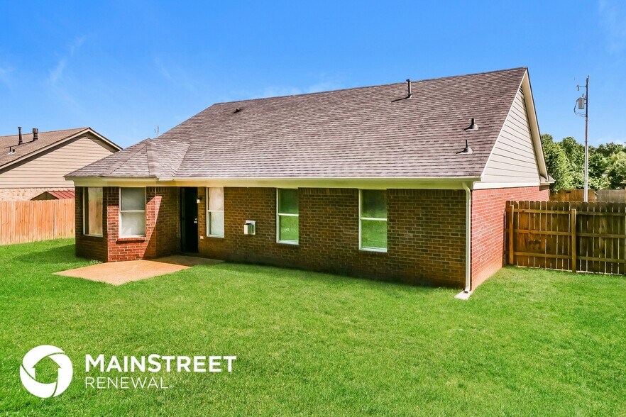 Building Photo - 6096 Hallum Dr