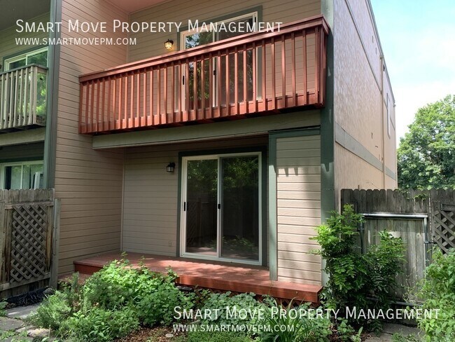 Building Photo - 222 Straughan-