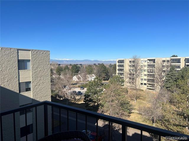 Building Photo - 13850 E Marina Dr