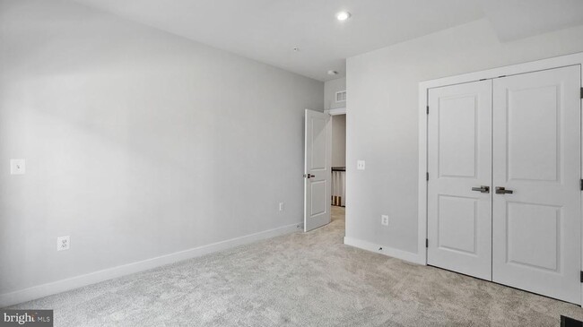 Building Photo - 17367 Harrison Rdg Dr