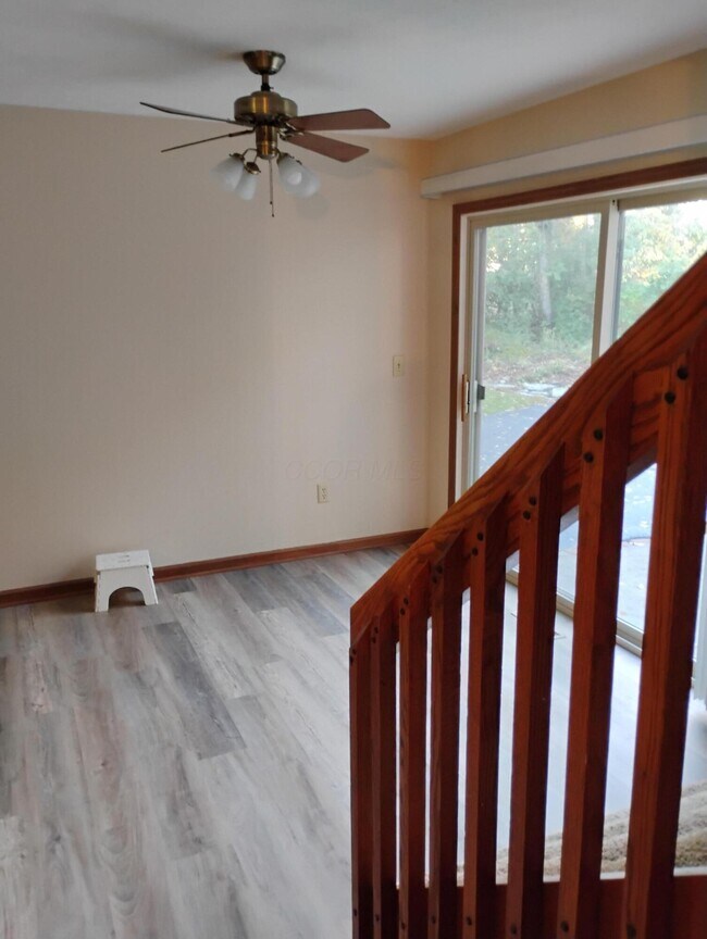 Building Photo - 339 Clover Ln