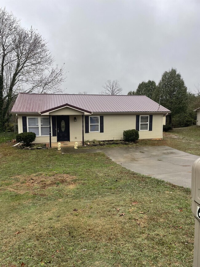 Building Photo - 6122 Lanier Rd