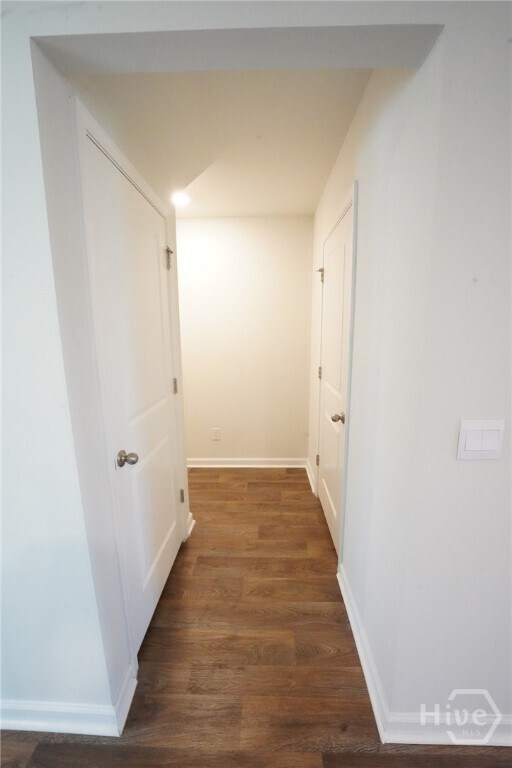 Building Photo - 103 Skylark Rd