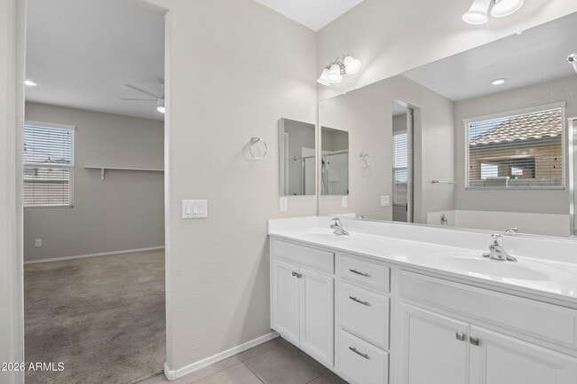 Building Photo - 17766 W Granite View Dr