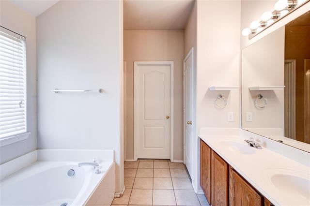 Building Photo - 8417 Juliette Dr