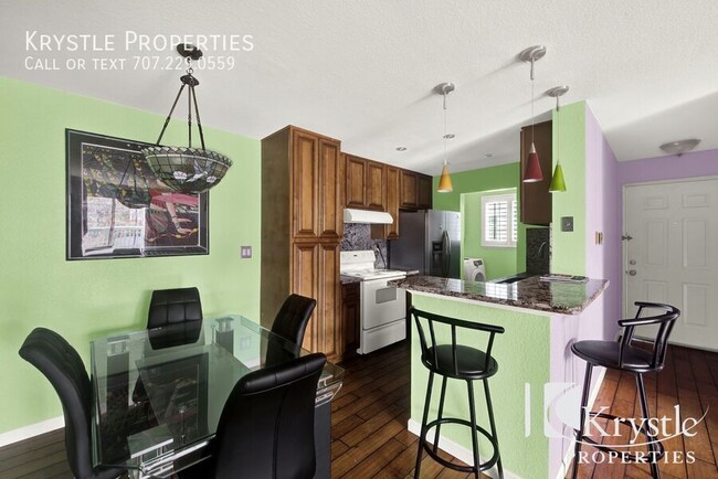 Building Photo - 175 Lighthouse Dr