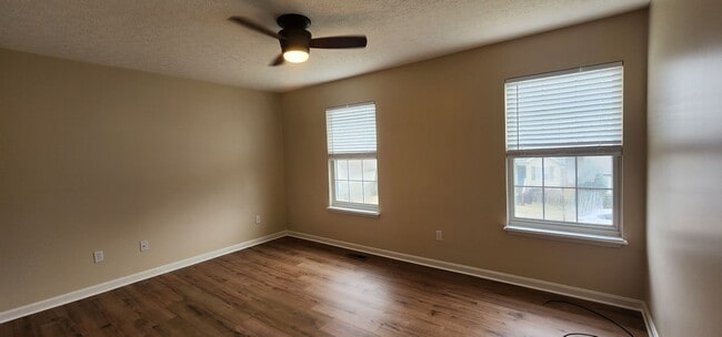 Building Photo - Fantastic 3 Bedrooms & 1.5 Bathroom, Two Story with a Garage!  Freshened Paint throughout!  Newer...