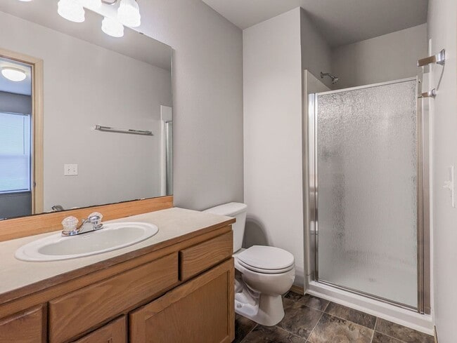 Building Photo - 603 Rainier St