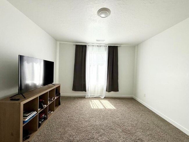 Building Photo - 3799 Bingham Mine Dr