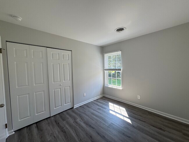 Building Photo - 78 Bonita Dr