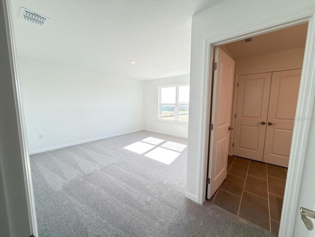 Building Photo - 1327 Normandy Dr