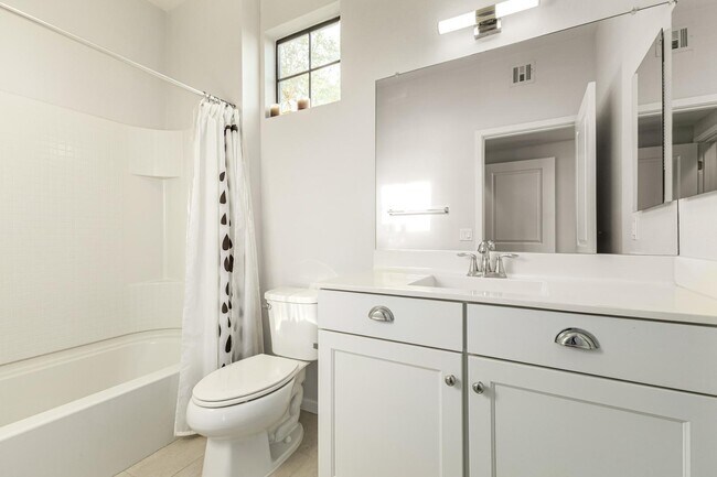 Building Photo - 2315 N 52nd St