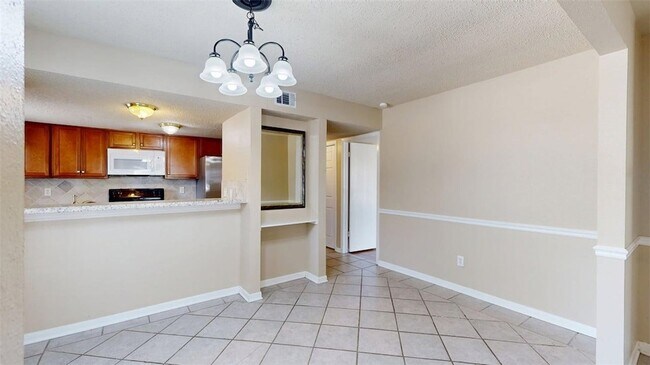 Building Photo - 1506 Lemon Tree Ln