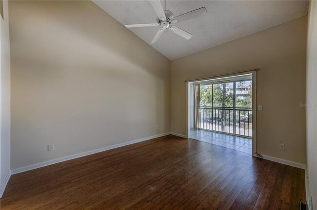 Building Photo - 134 Sun Isle Cir