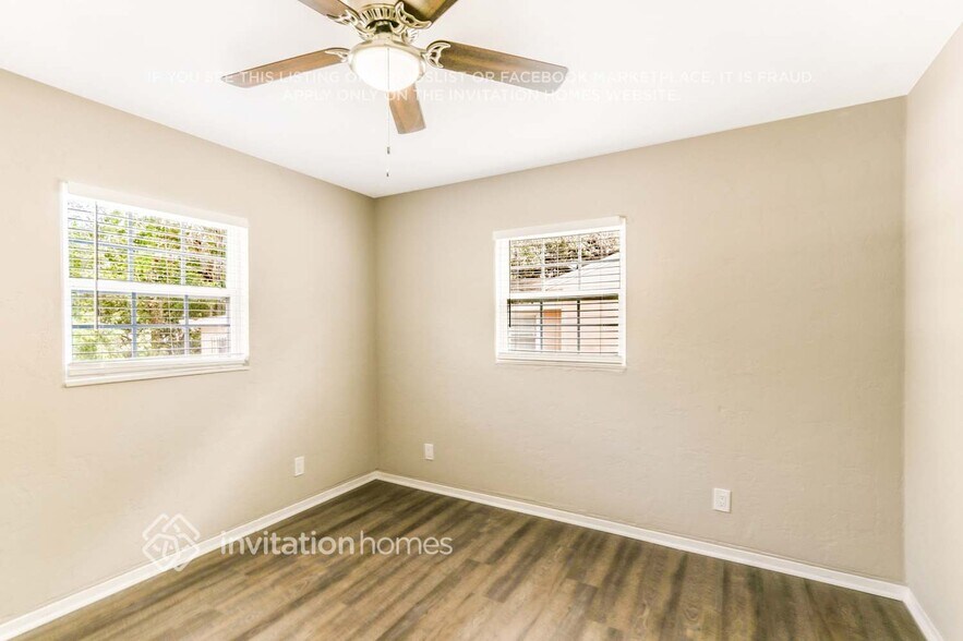 Building Photo - 2334 Auburn St S