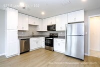 Building Photo - 927 E Lemon St