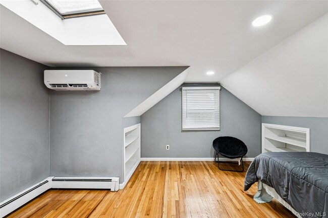 Building Photo - 24 Waterside Ave