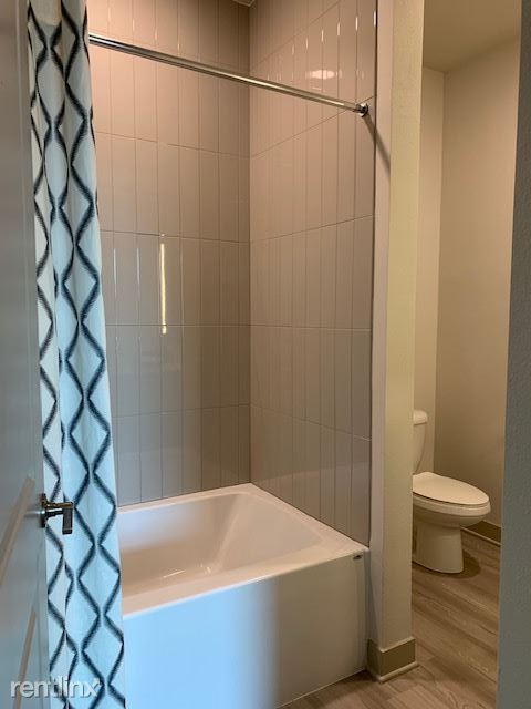 Building Photo - 2 br, 2 bath  - 3710 Maguire Blvd