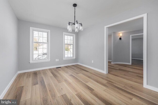 Building Photo - 44 Cranford Rd