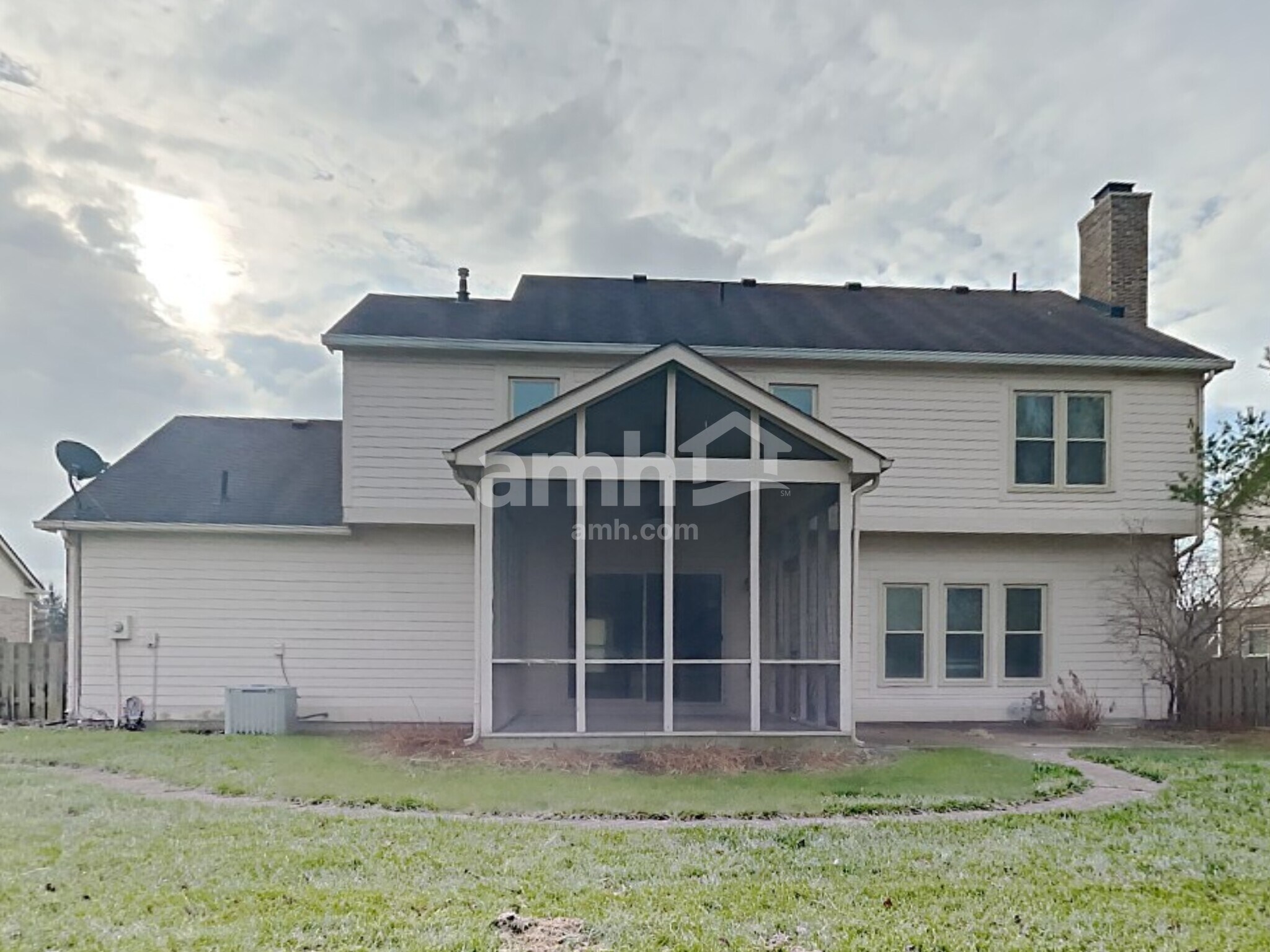 Building Photo - 9186 Pointe Ct