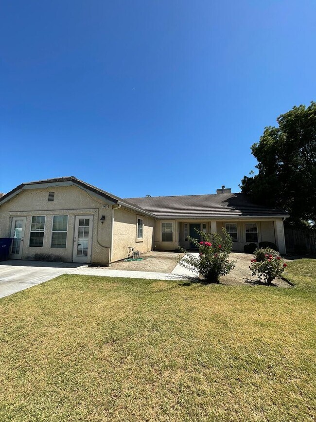 Primary Photo - Available Now! – Beautiful Corner Lot Home
