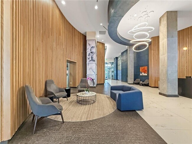 Building Photo - 943 Peachtree St NE