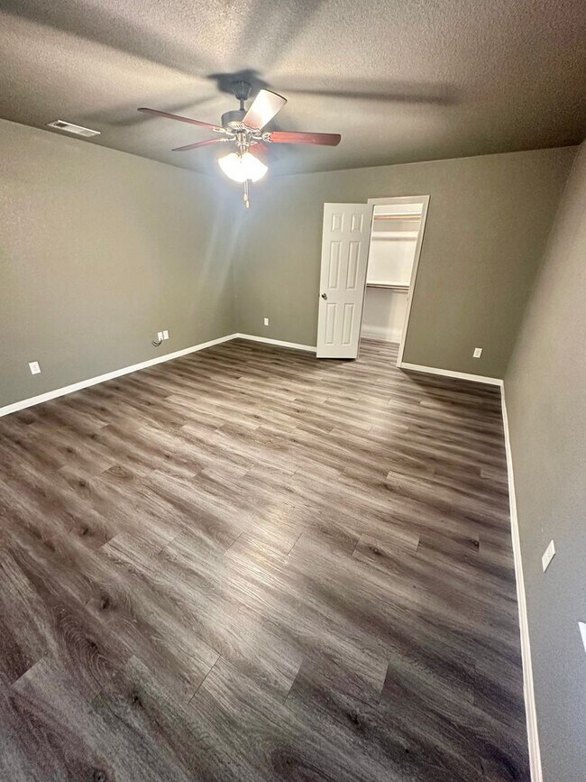 Building Photo - NEW IN MANAGEMENT - AVAILABLE NOW!