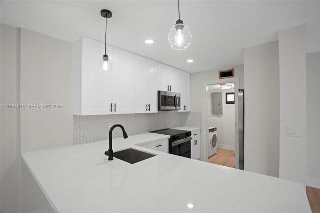 Building Photo - 28015 SW 143rd Ct