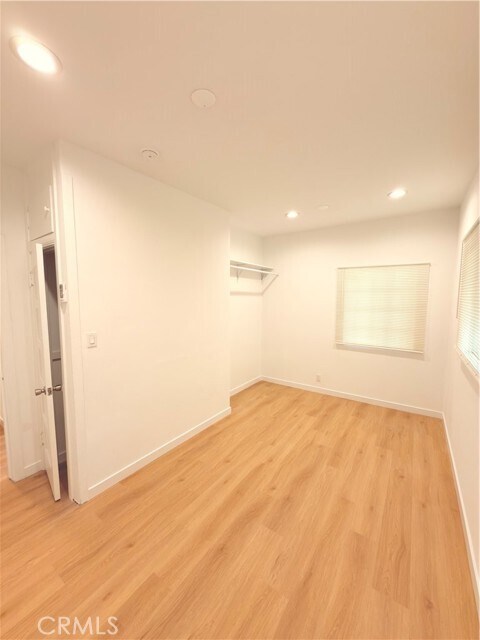 Building Photo - 1253 Del Rey Ave