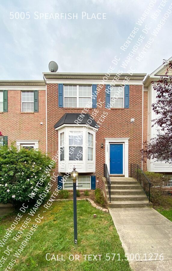 Building Photo - Fresh, Bright 4bd/2 full bath/2 half TH w/...