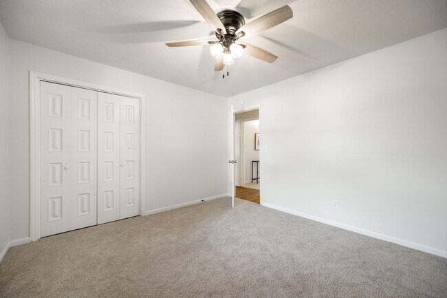 Building Photo - 9100 Coventry Ln