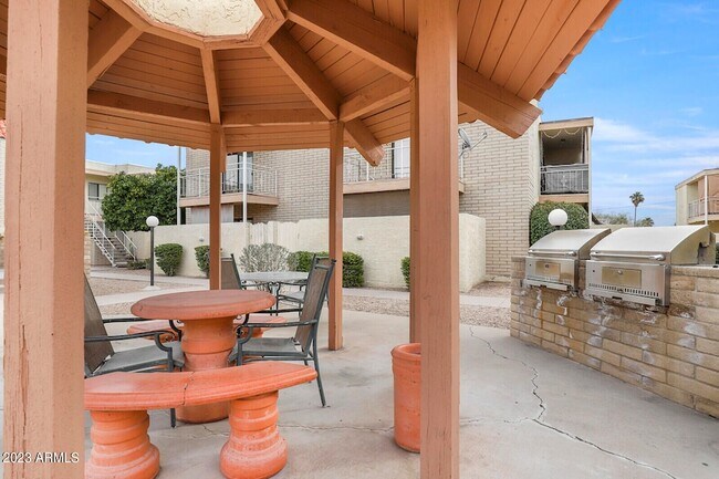 Building Photo - 16635 N Cave Creek Rd