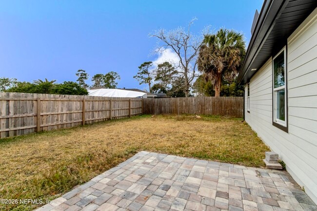 Building Photo - 10036 Delano Dr N