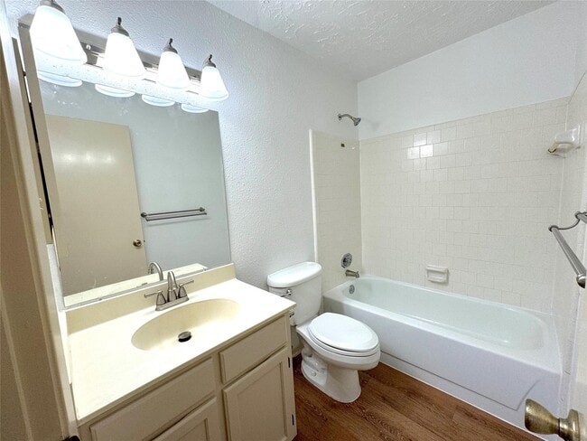 Building Photo - 3030 Sherborne St