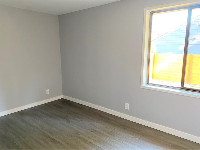 Building Photo - 23601 58th Ave W