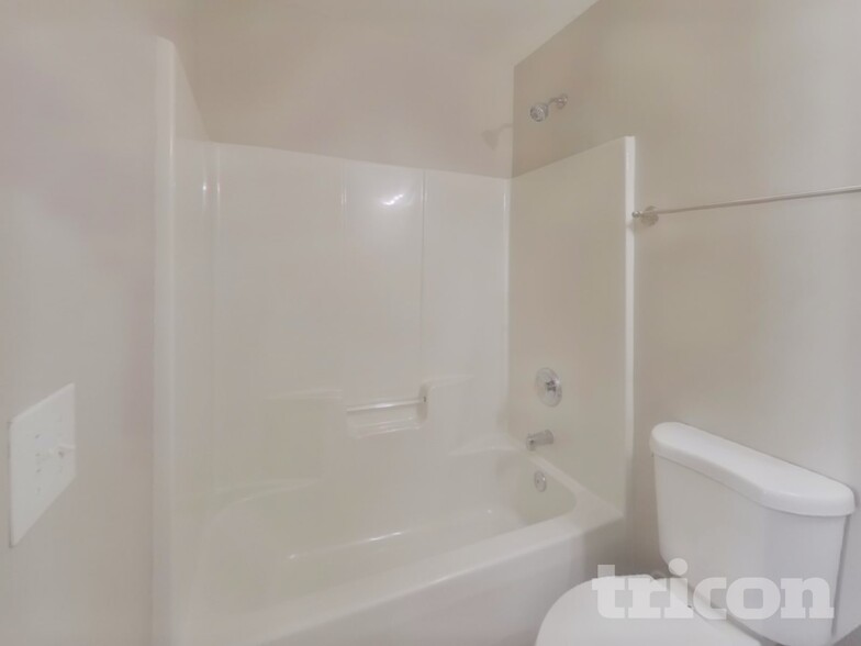 Building Photo - 10816 Rumson Ct