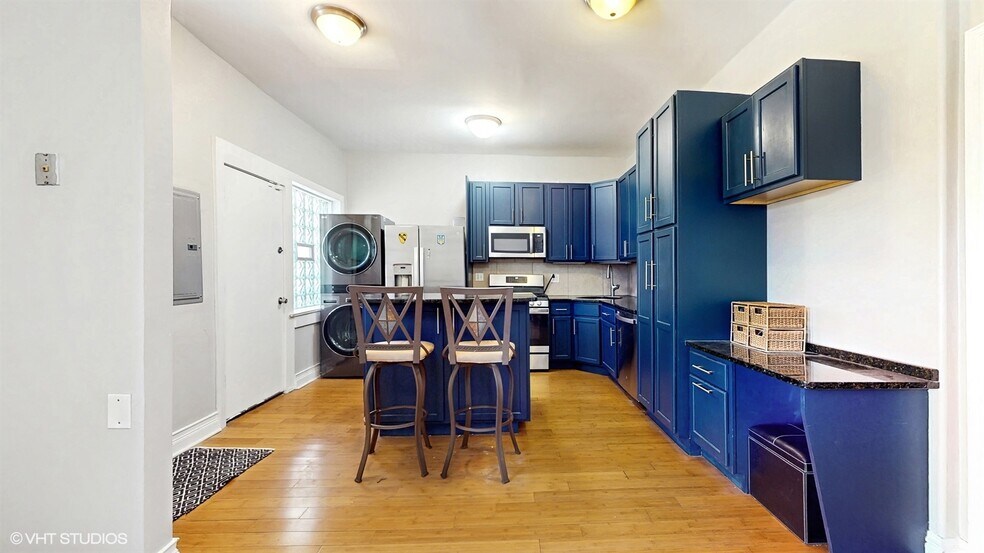Building Photo - 5113 S Woodlawn Ave