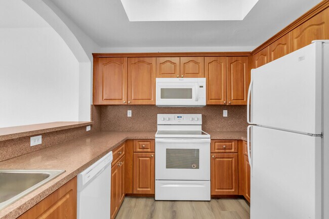 Building Photo - 8970 W Flagler St