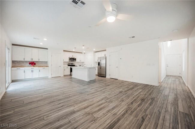 Building Photo - 376 Yellow Finch Ln